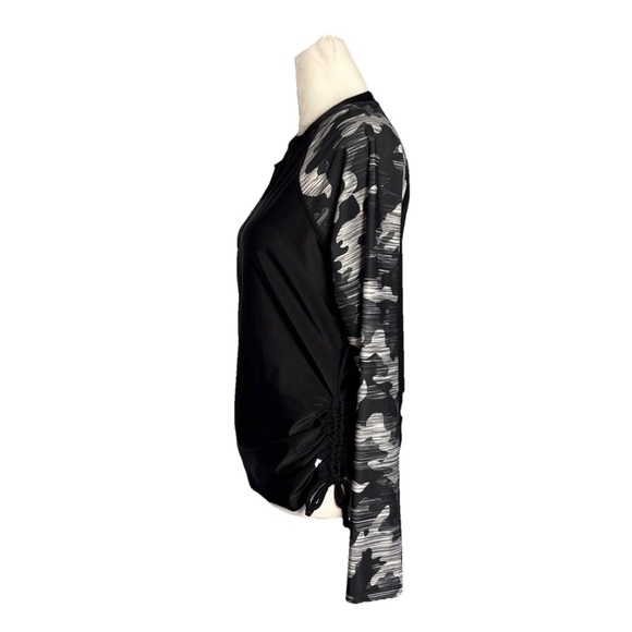 Free Country Top Womens S 4/6 Gray Black Camo Arms Drawstrings 1/4 Zip Pullover - Picture 3 of 13